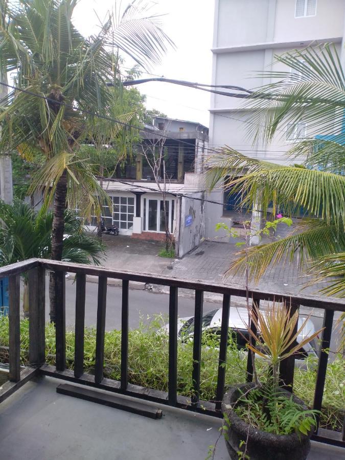 Lbv Seminyak (Bali)